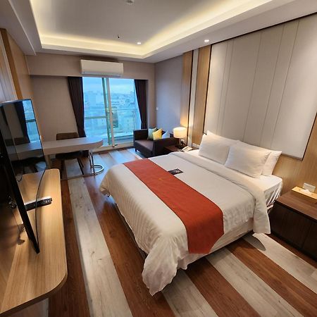 Bentley Hotel Zhongli Esterno foto