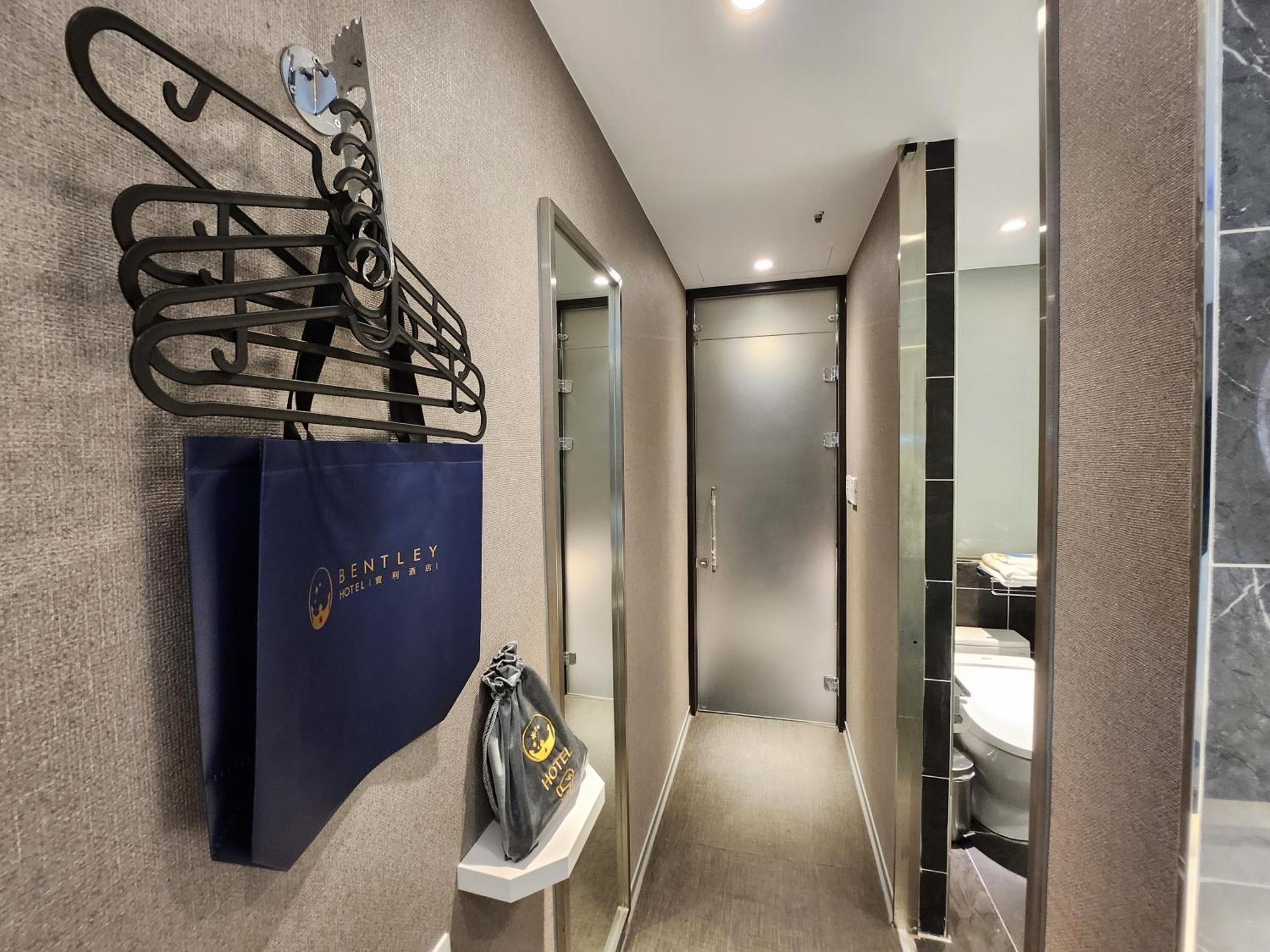 Bentley Hotel Zhongli Esterno foto